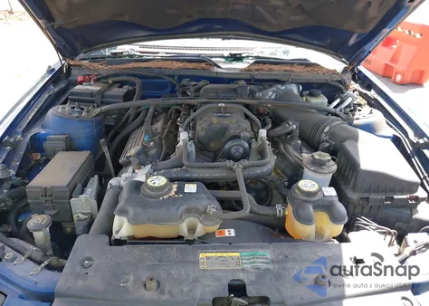 2008 Ford Shelby Gt500 from USA, damaged, VIN 1ZVHT88S885103743